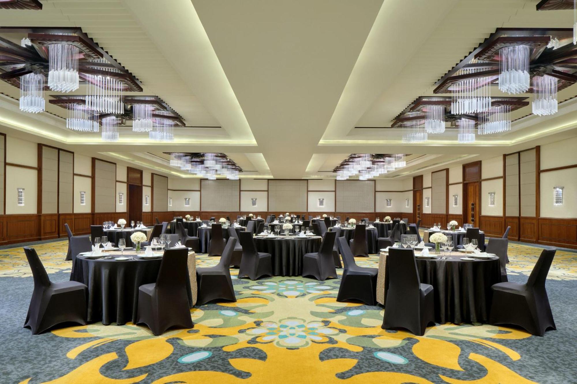 Sheraton Bali Kuta Resort Ngoại thất bức ảnh The ballroom