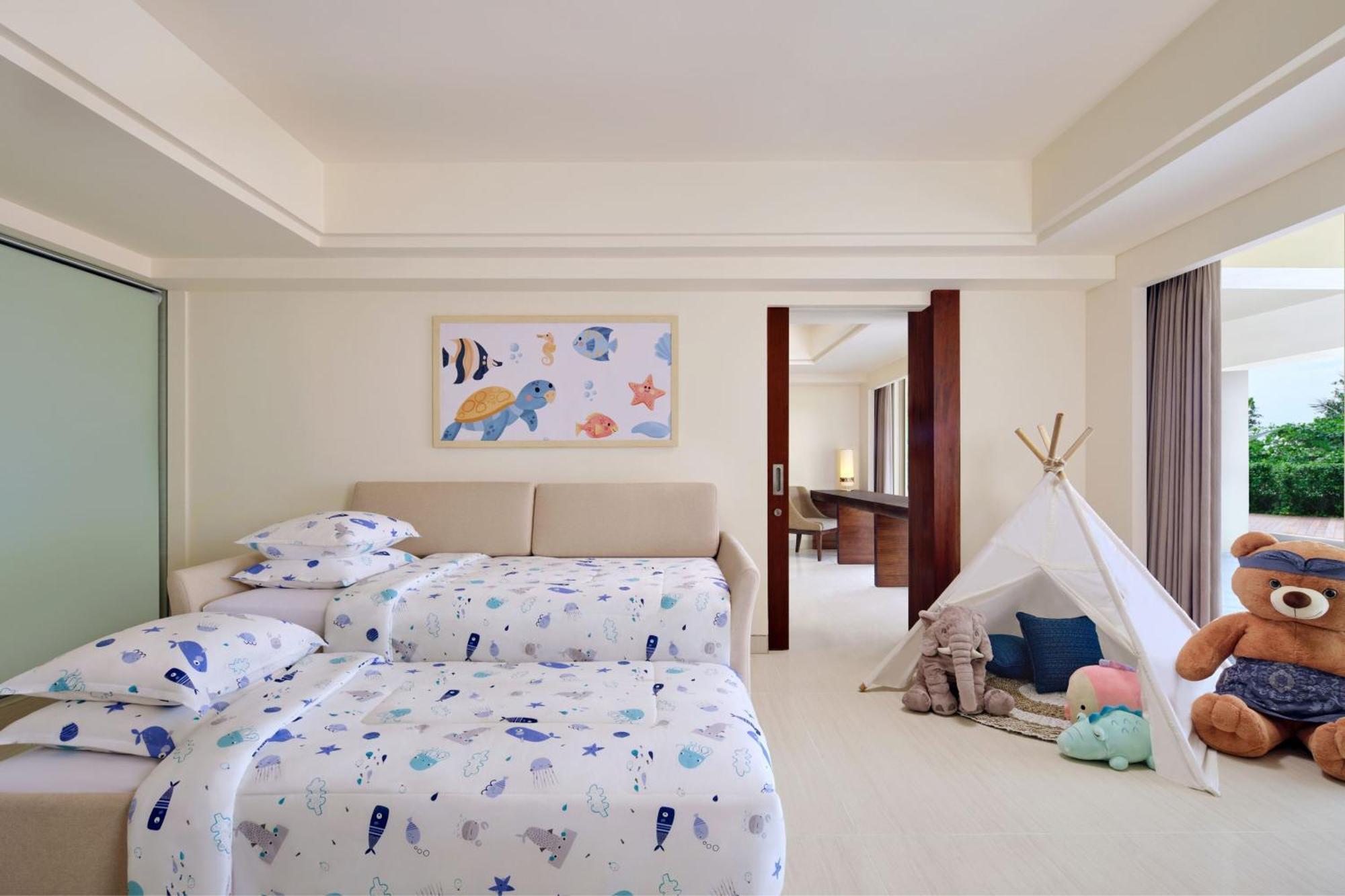 Sheraton Bali Kuta Resort Ngoại thất bức ảnh Family Suite