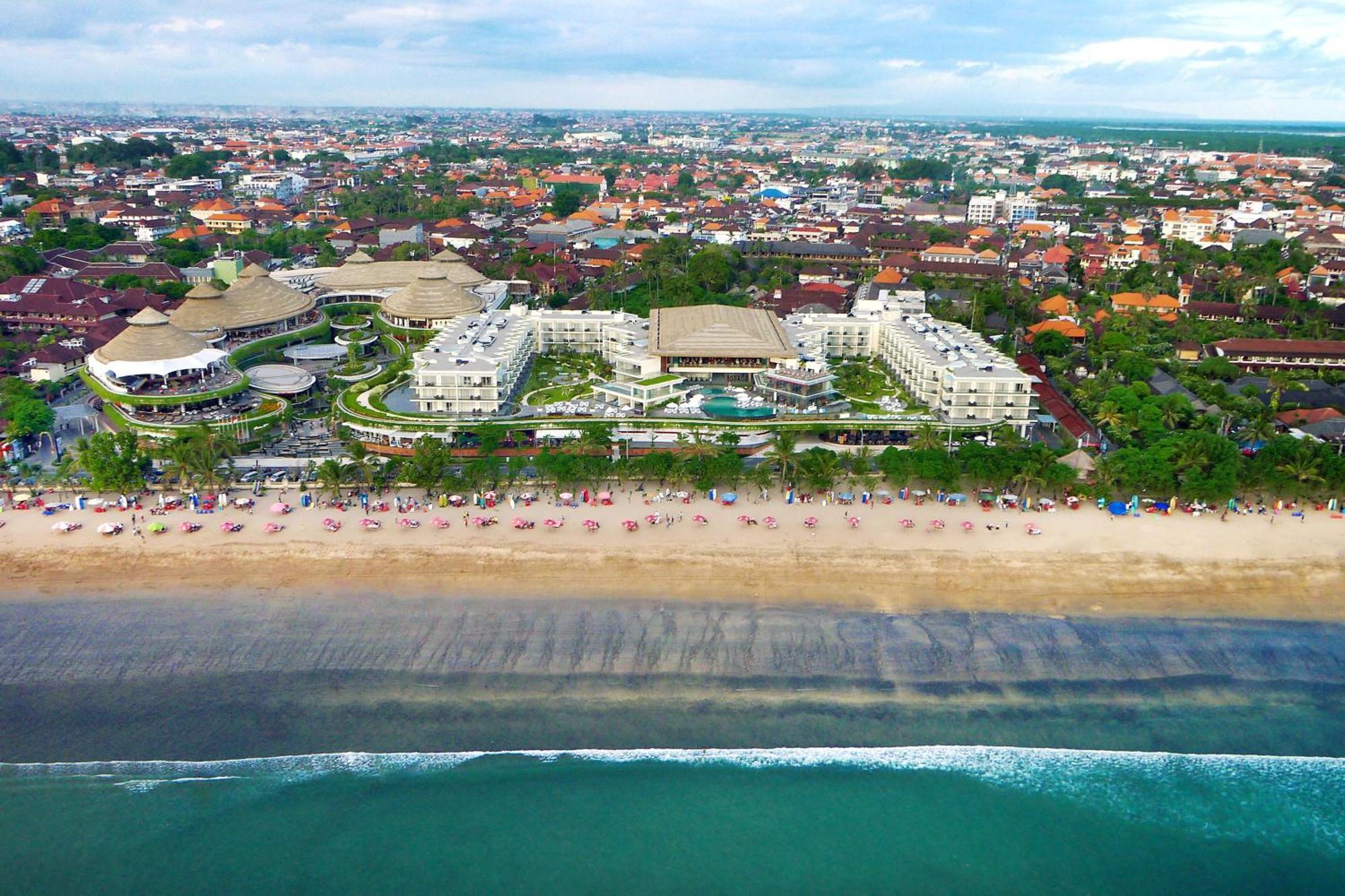 Sheraton Bali Kuta Resort Ngoại thất bức ảnh Aerial view of the resort