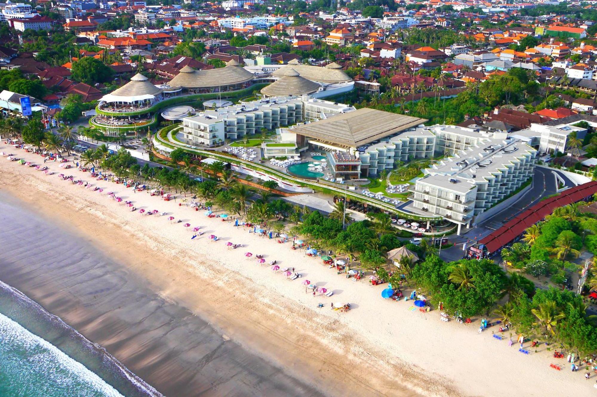 Sheraton Bali Kuta Resort Ngoại thất bức ảnh Aerial view of the resort